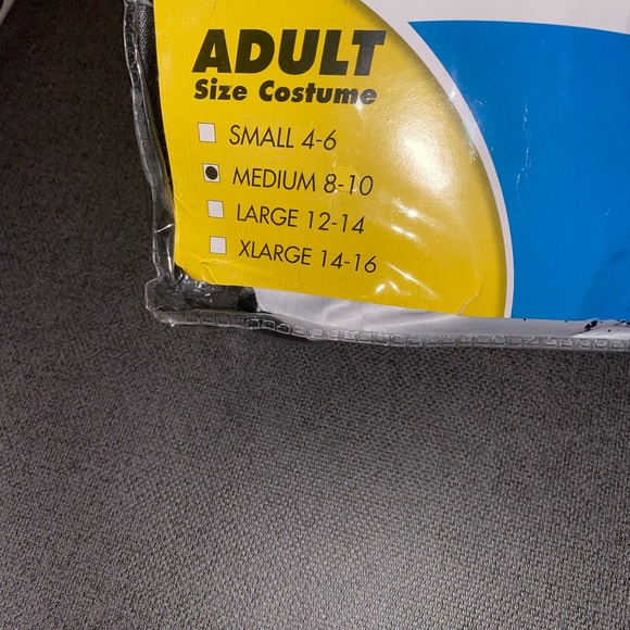 Cat in the hat Halloween costume - Picture 4 of 5